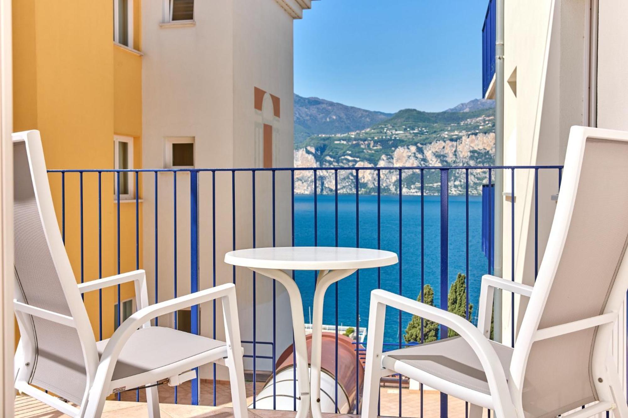 Hotel Capri Malcesine Eksteriør billede