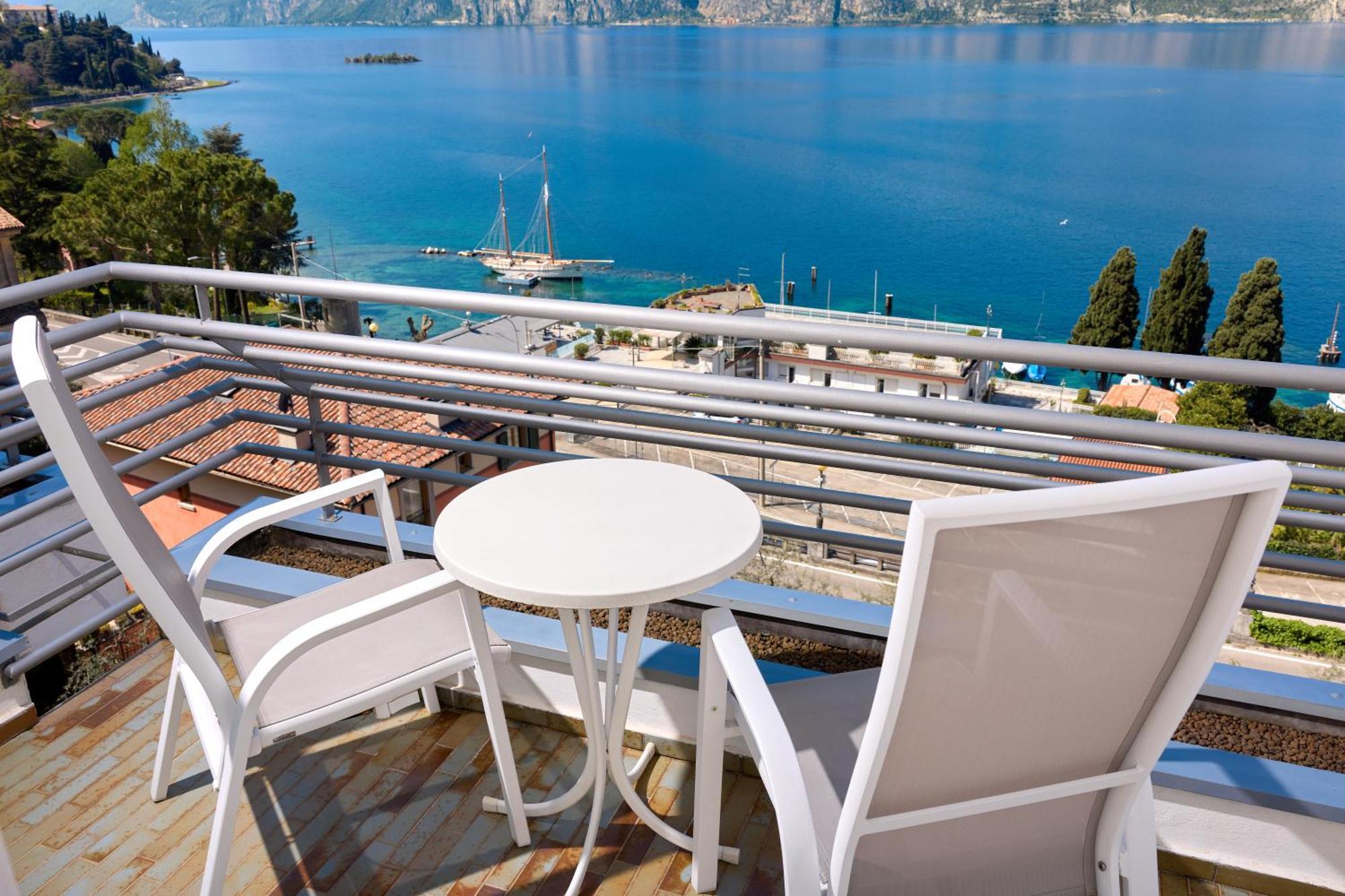 Hotel Capri Malcesine Eksteriør billede
